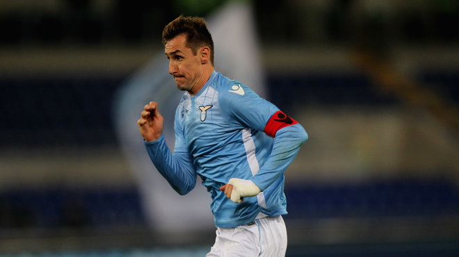 审查通过！世体：欧足联批准诺坎普举办本赛季欧冠赛事（欧足联点头：诺坎普获准承办本赛季欧冠比赛）