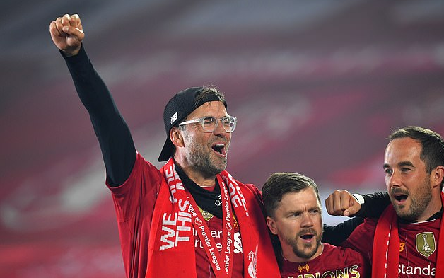 踢球者：巴斯克斯背伤恢复缓慢，理想情况下月底可以复出