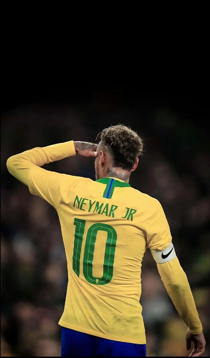 阿莱格里：给莱奥建议是因为我经验更丰富，而不是我比他厉害（阿莱格里：我经验更足才给莱奥建议，并非自认比他更强）