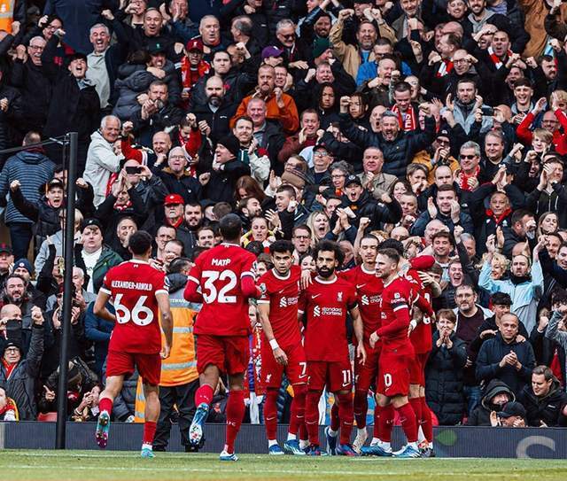 因右踝发炎，朗尼克取消了担任阿森纳vs拜仁解说嘉宾的计划（右踝发炎，朗尼克退出阿森纳战拜仁的解说工作）