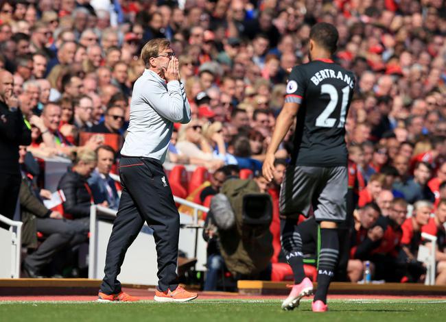 葡媒：本菲卡在考虑冬窗引进格雷罗，穆里尼奥很看好他（葡媒：本菲卡计划冬窗签下格雷罗，穆里尼奥力荐）