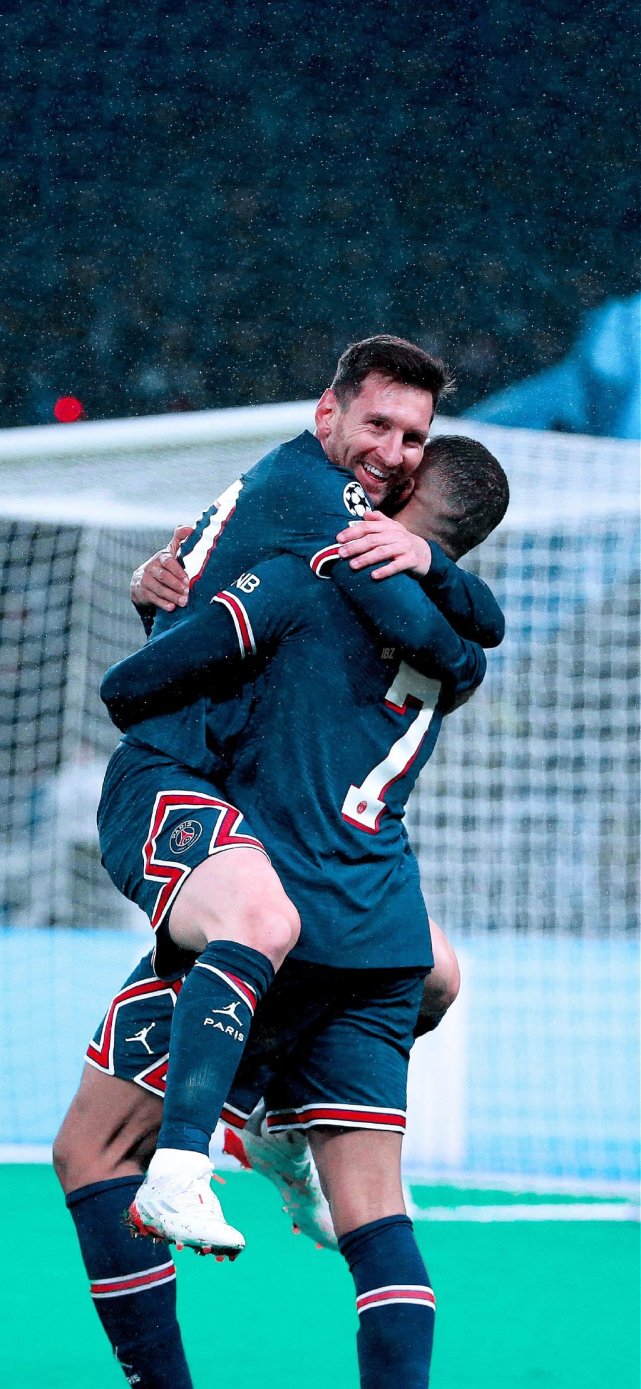 2025上海明日之星冠军杯足球赛圆满落幕，颁奖仪式进行（2025上海明日之星冠军杯足球赛落下帷幕，颁奖典礼隆重举行）