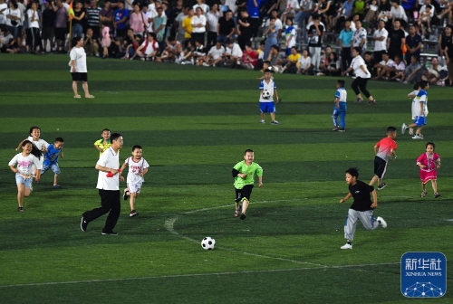 利物浦能否应对利兹的3-5-2阵型和长传给多米尼克·卡尔弗特卢因？（利物浦如何破解利兹的3-5-2与长传找多米尼克·卡尔弗特-卢因？）