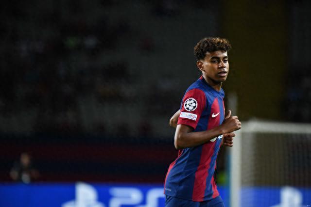 山东淘汰青岛！克里斯轰28分，高诗岩杀死比赛，谢智杰防守极佳！（山东淘汰青岛晋级！克里斯砍28分，高诗岩关键一击锁定胜局，谢智杰防守抢眼）