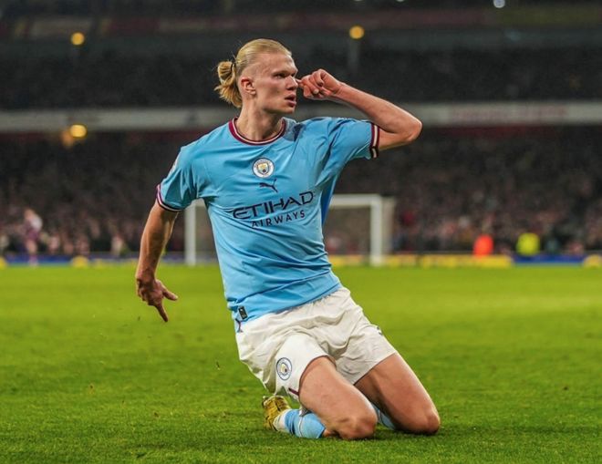 内马尔父亲：内马尔伤势还没确认，我们还没收到影像检查结果（内马尔父亲：伤情仍待确认，影像检查结果尚未收到）