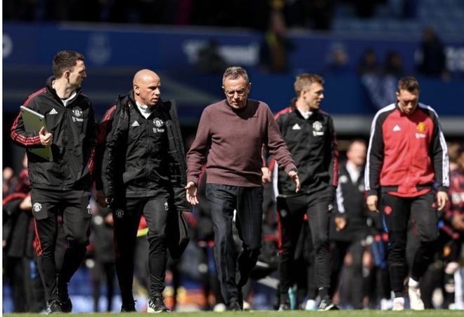 近3场贡献2球2助，米兰租将英超火力全开，买断价2600万引关注（近三战2球2助！米兰租将英超爆发，2600万买断条款成焦点）