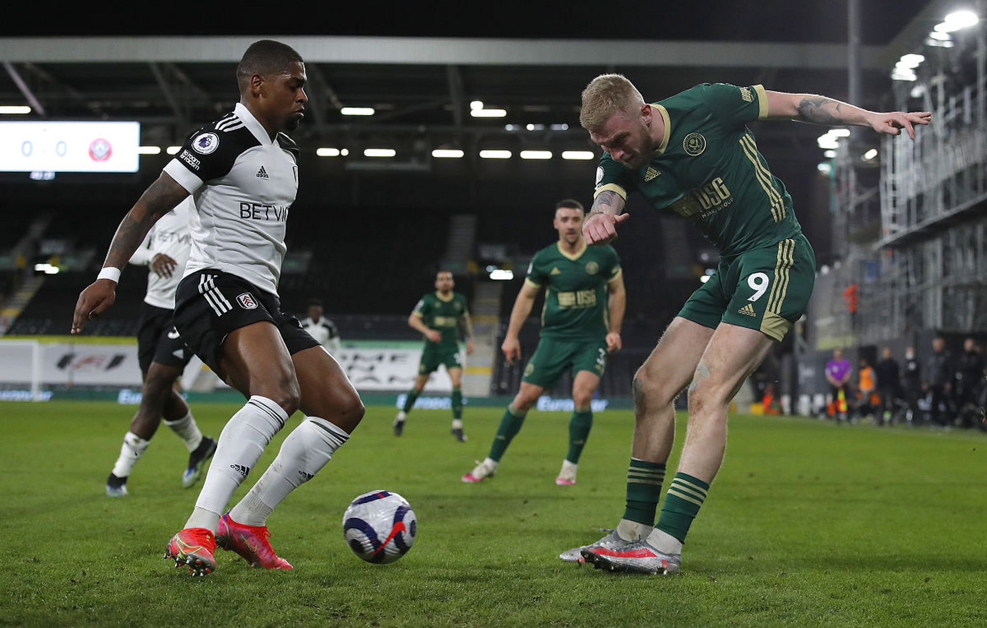 判决书：原北京人和球员陈某因多次受贿，判处有期徒刑一年半（法院判决：前北京人和球员陈某多次受贿，被判处有期徒刑一年六个月）