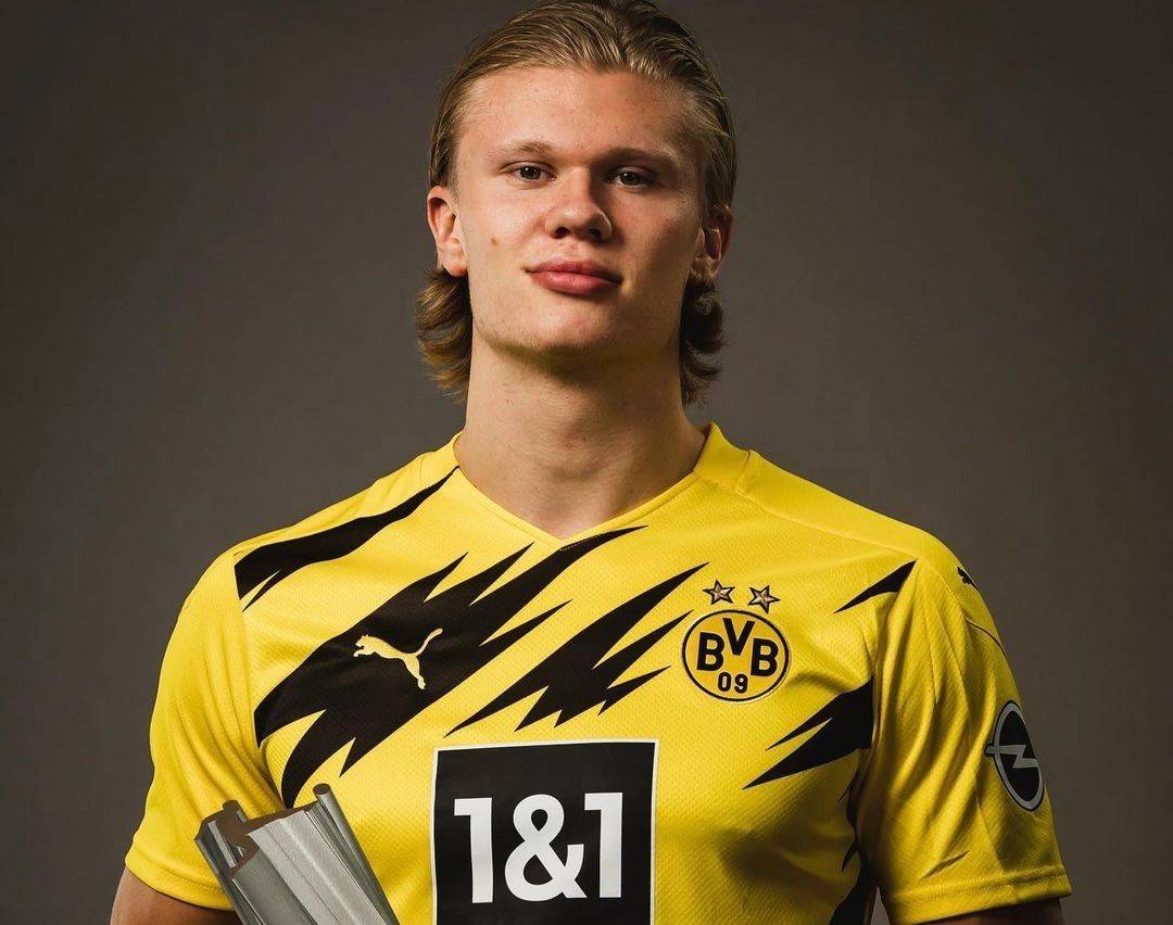 节礼日仅安排一场英超比赛，队报：英格兰球迷对此强烈不满（队报：节礼日仅有一场英超，英格兰球迷强烈不满）