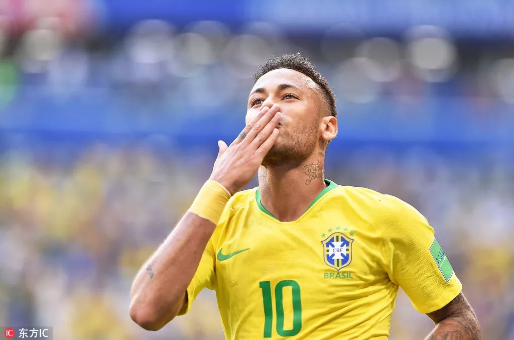 为什么孔帕尼和拜仁是天作之合？ 家族史铸就了他的坚韧不拔（孔帕尼与拜仁为何相得益彰：家族传承锻造他的钢铁意志）