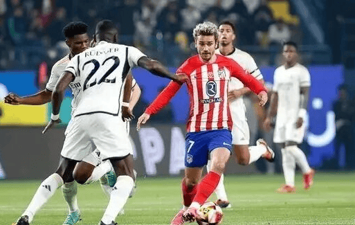 打进唯一进球，阿马德当选科特迪瓦1-0莫桑比克全场最佳球员（阿马德一击制胜，当选科特迪瓦1-0莫桑比克全场最佳）