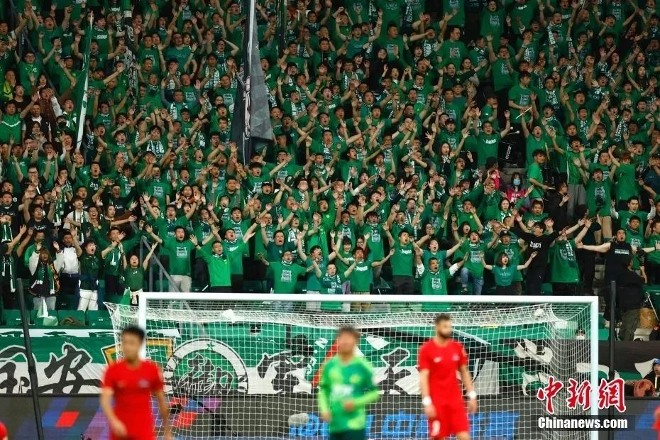 黄健翔：大力支持退役国脚去带青训，外教只能作为补充（黄健翔：力挺退役国脚投身青训，外教仅作辅助）