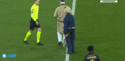 火力拉满！阿夫迪亚&夏普合砍17分，开拓者三节反超比分（状态火热！阿夫迪亚、夏普合得17分，开拓者三节实现反超）